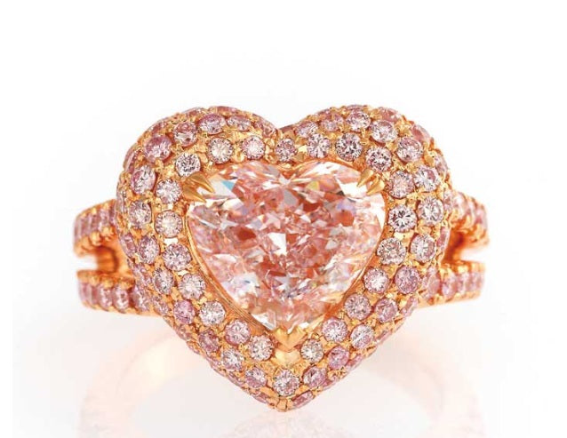 Luxury Heart-Shaped Diamond Ring in Rose Gold